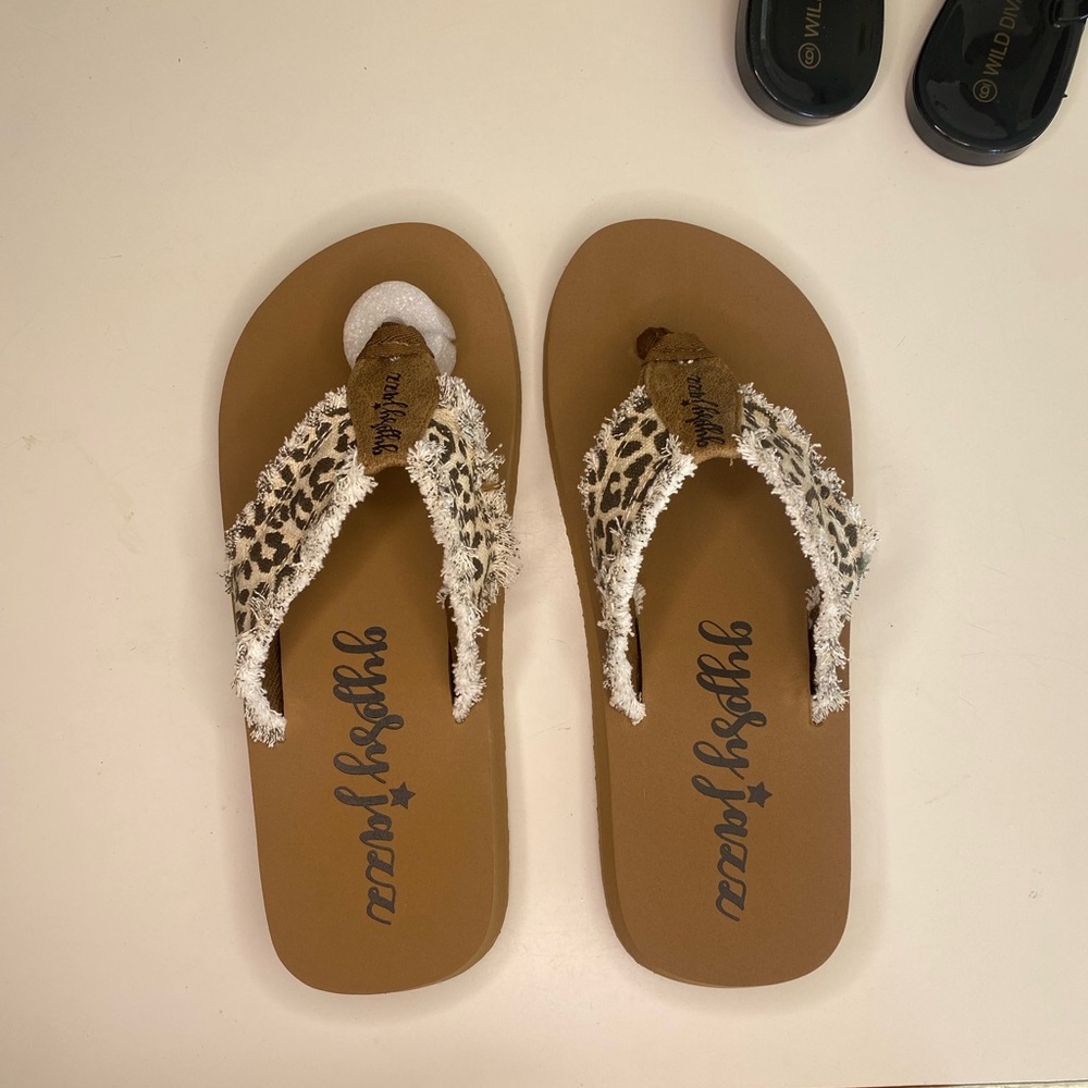 Gypsy Jazz Leopard Print Sandals - Brown and Cream